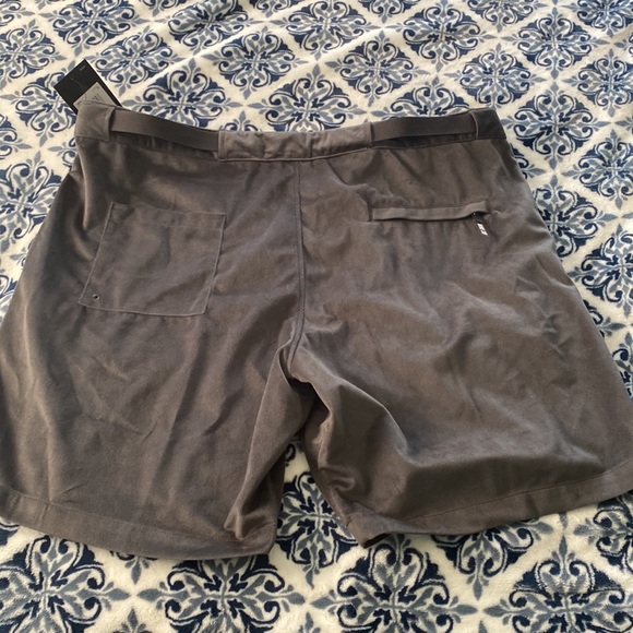 Nike SB DRI-FIT shorts 🩳 40 - Picture 3 of 6